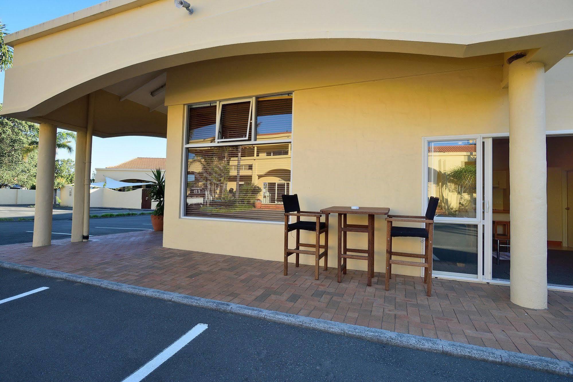Ocean Beach Motor Lodge Gisborne Exterior photo